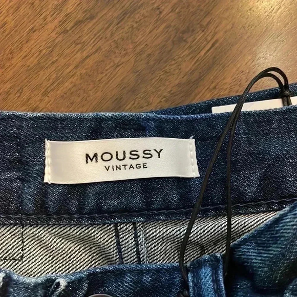 Moussy MV Emma Cropped Flare- Hi Jeans - Picture 9 of 11